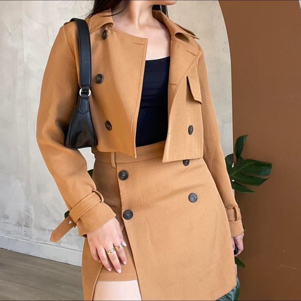 Misguided Tan Double-Breasted Cropped Trench Coat Size US 4 Small